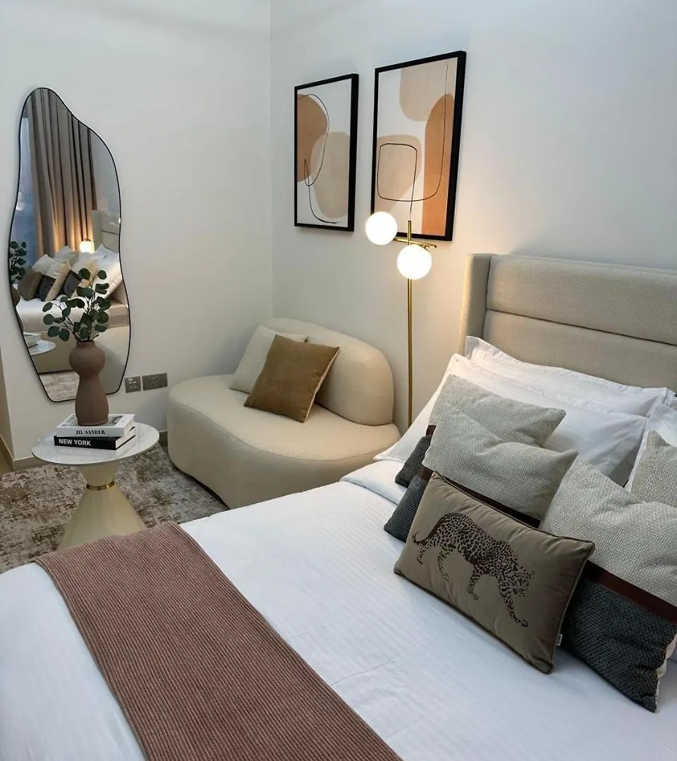 Luxury Studio Near Burj Khalifa Dubai